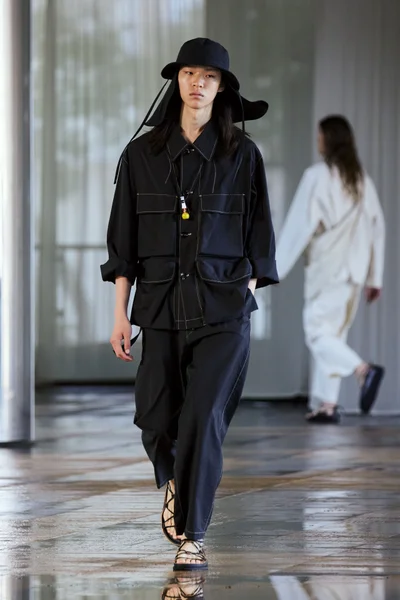 Look 52